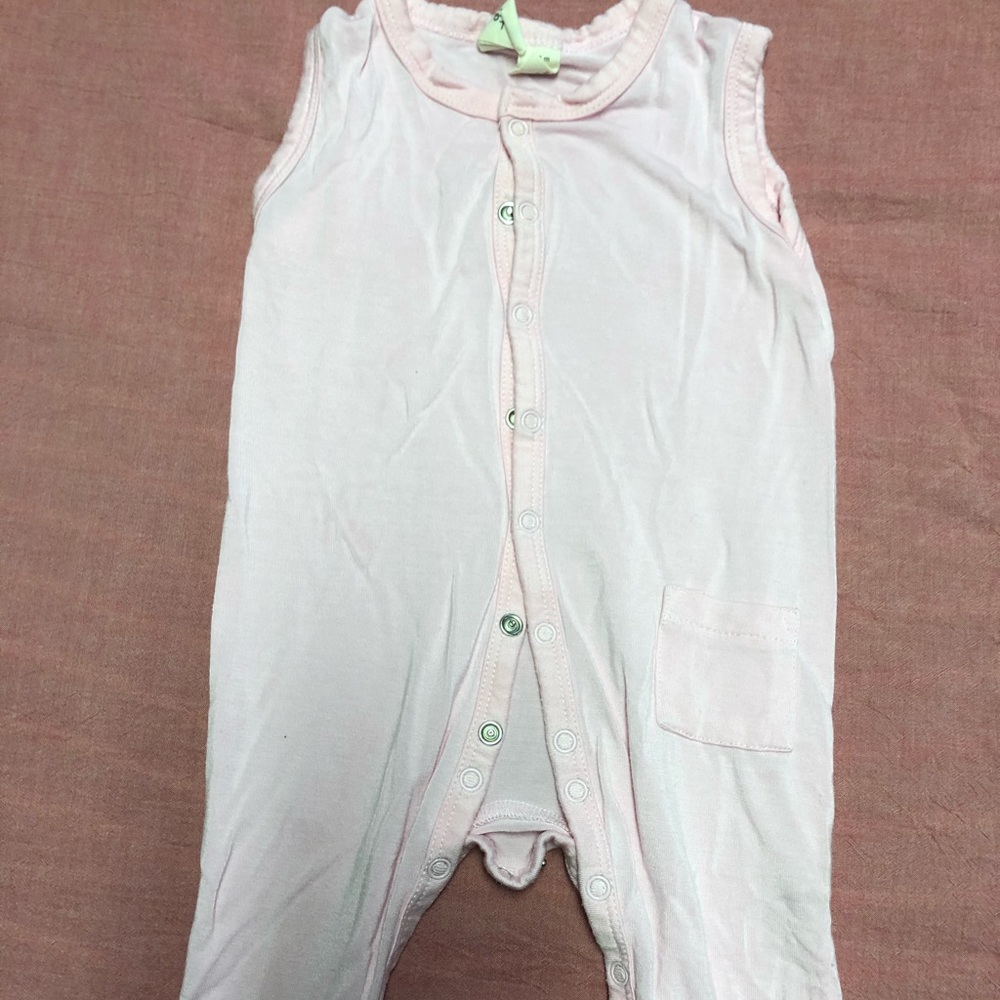 Kyte baby romper, so soft and cute